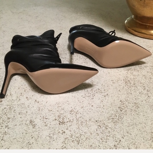 NEW Gianvito Rossi 105 stilettos 38/8 - Picture 4 of 6